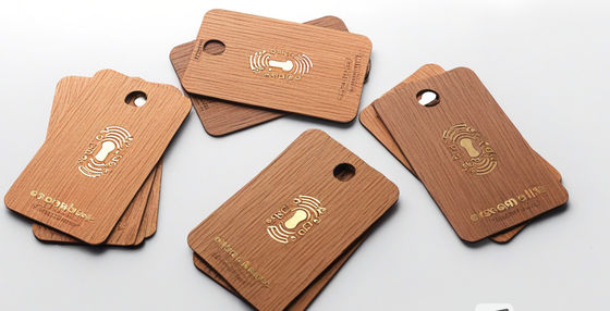 Houten RFID-sleutelkaarten voor hotelkamers 86x54mm 1,1-1,2mm Dikte Aanpasbaar