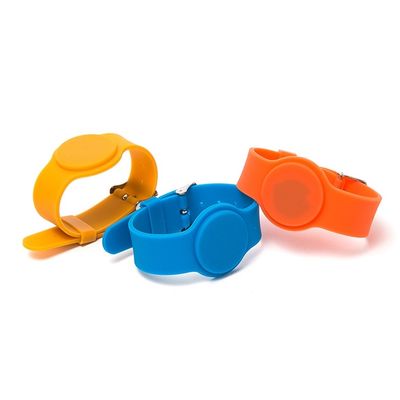 Kleurrijke siliconen RFID NFC polsband met contante betalingen, RFID-armband voor evenementen