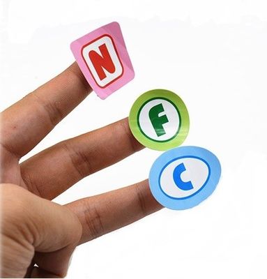 OEM afdrukbaar papier programmeerbaar NFC tag sticker label ISO14443A voor telefoon