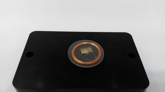 1 mm dikte passieve programmeerbare RFID-tags PVC transparante 13,56MHz OEM