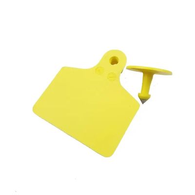 70x80mm 104x74mm UHF dierlijke RFID-oortekens TPU-materiaal voor veebewaking